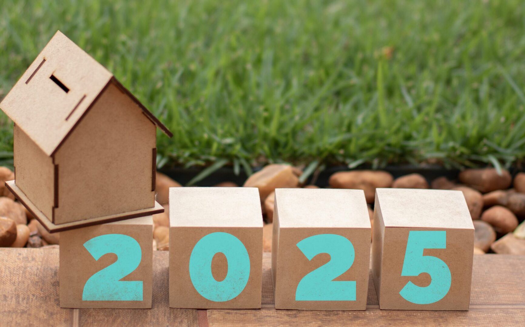 2025 Calendar Green Concept Image