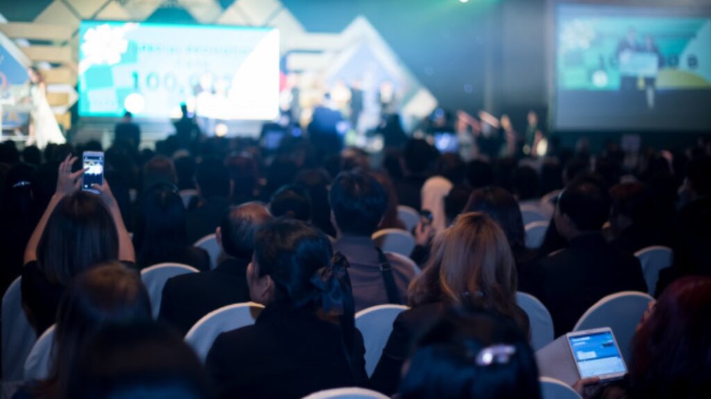 disfocus-convention-hall-background-busines_38810-5113-1